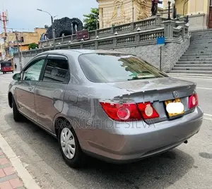 Honda Fit Aria 2007