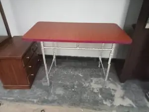 Steel Table 4by 2