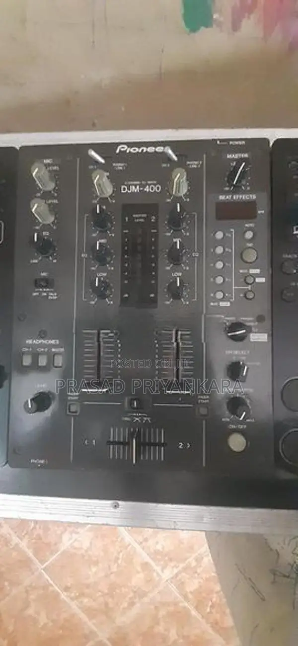 DJ Console
