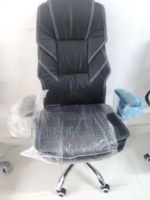 (IMPANA) Brand new OFFICE HIGH BACK DIRECTOR CHAIR- Adjustable