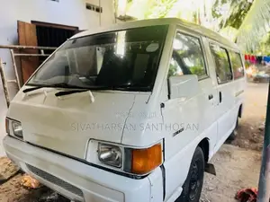 Mitsubishi L300 1988