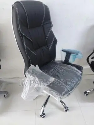 (IMPANA) Brand new OFFICE HIGH BACK DIRECTOR CHAIR- Adjustable