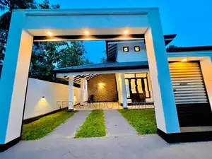Nice Newly Built Good Brand New Luxury House For Sale In Negombo
