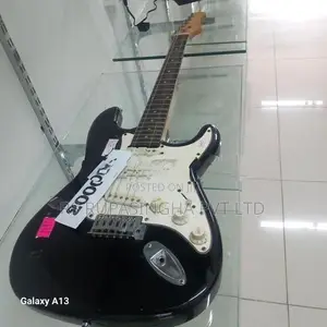 Suzuki Electric Guitar