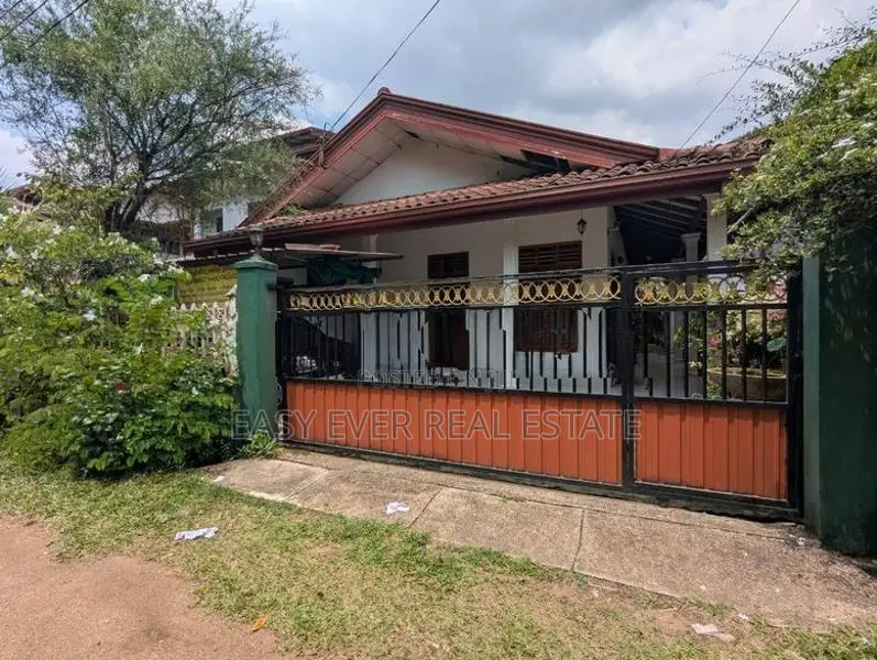 House for Sale in Hanwella