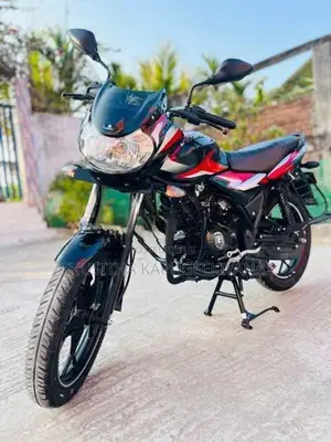 Bajaj Discover 125 2025