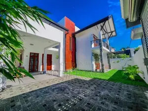 Brand New Super Luxury Elegant Look House for Sale Negombo