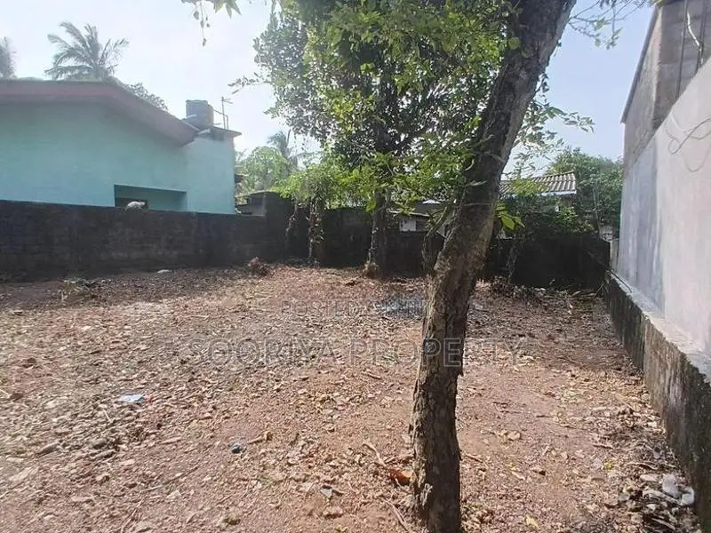 Near Town Land for Sale in Piliyandala Batakettara
