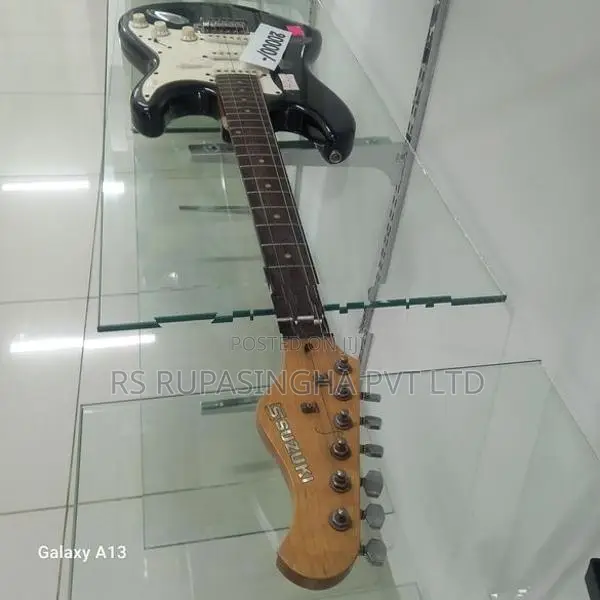 Suzuki Electric Guitar