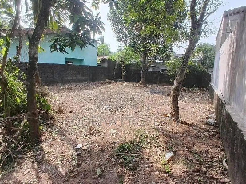 Near Town Land for Sale in Piliyandala Batakettara
