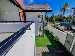 Brand New Super Luxury Elegant Look House for Sale Negombo