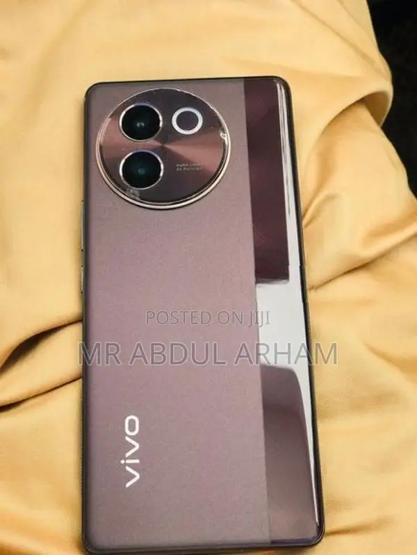 Vivo V30E (Used)