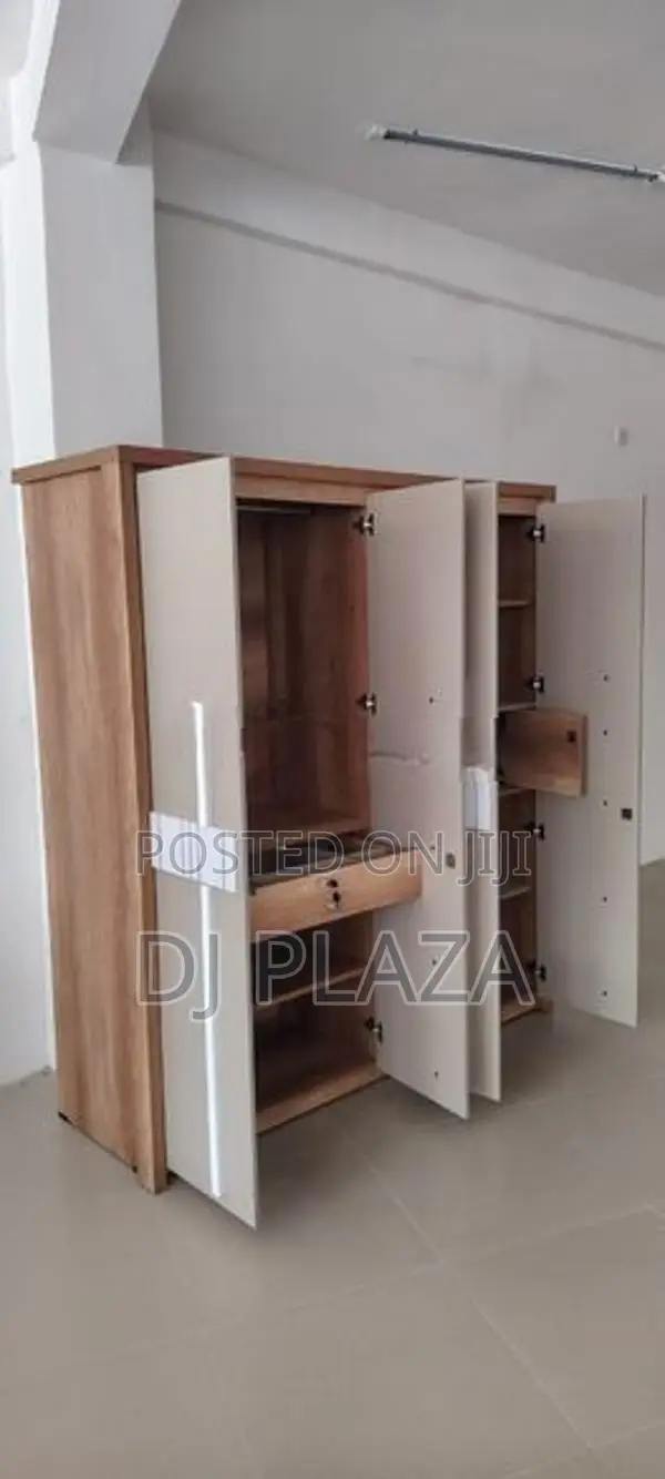 Piyestra Wardrobe