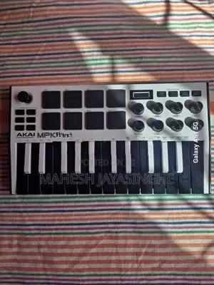 Mini Keyboard Controller