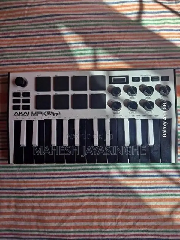 Mini Keyboard Controller