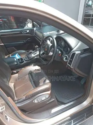 Porsche Cayenne 2015