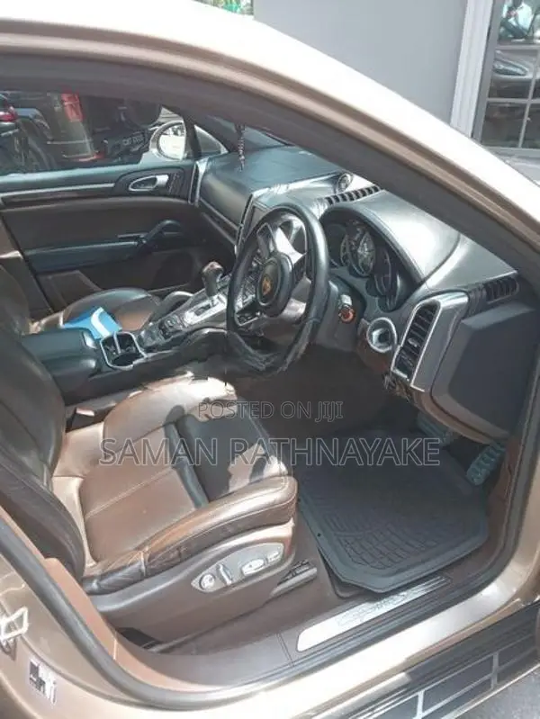 Porsche Cayenne 2015