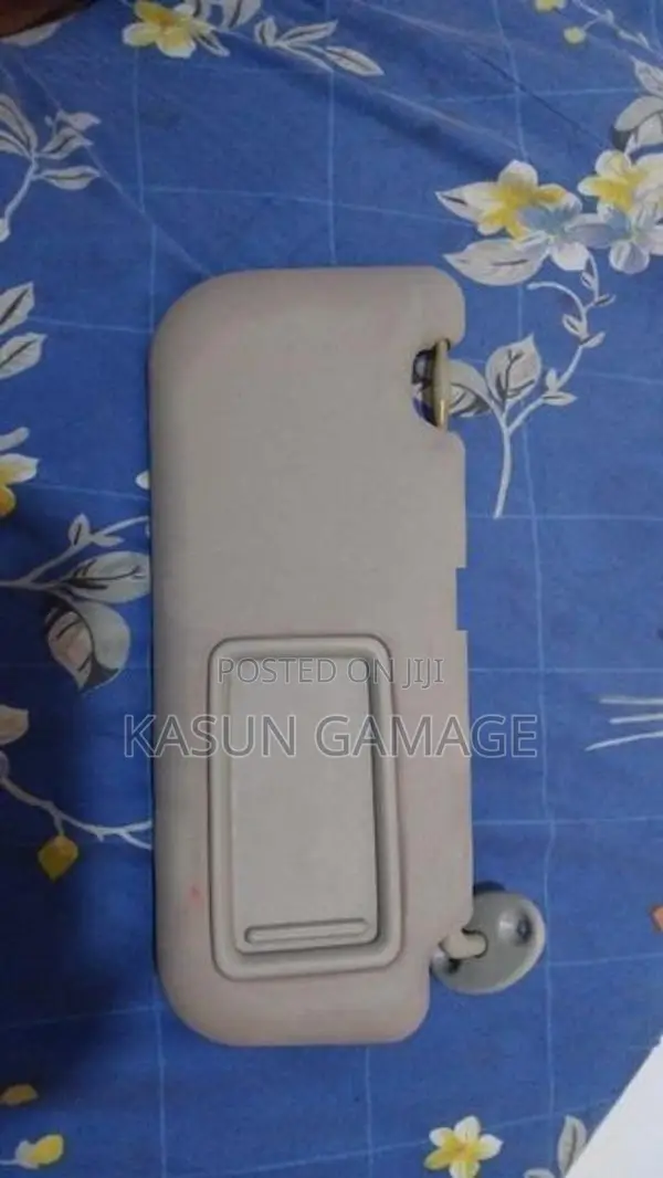 Toyota Aqua Sunroof Visor
