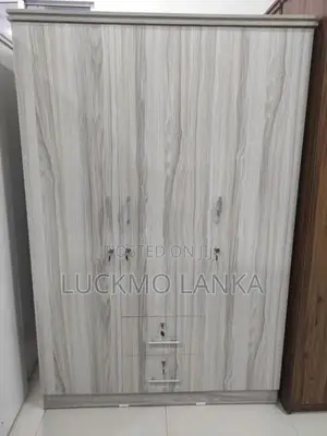 New 3 Door Melamine Cupboard (Uu7)