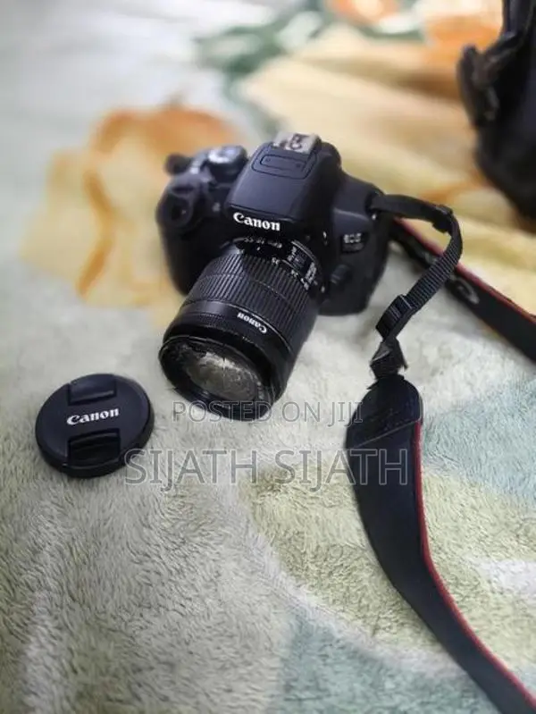 Canon EOS 700d DSLR Camera