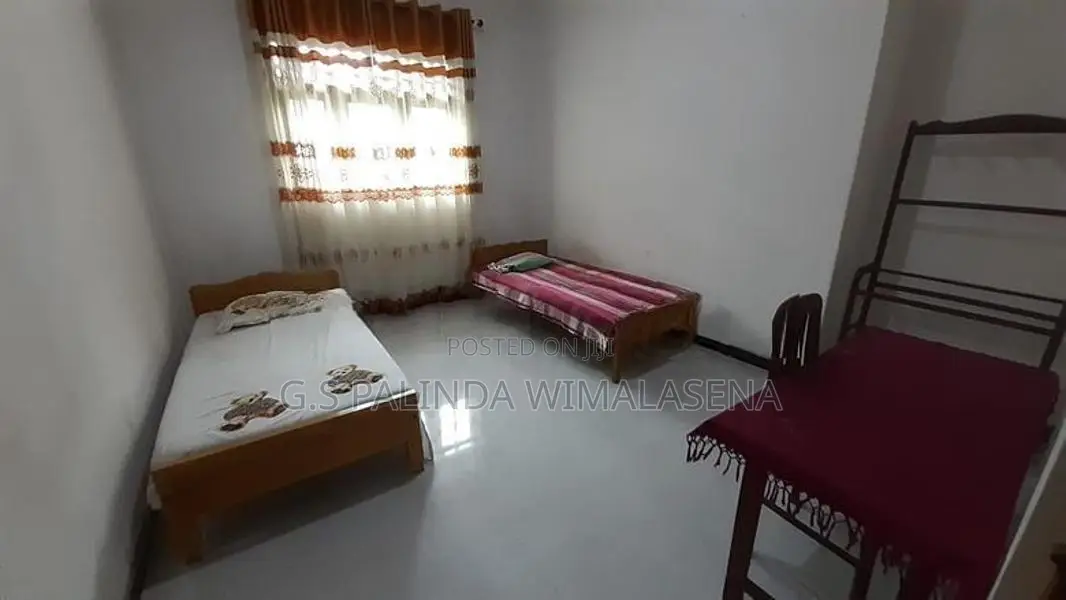 Room for Rent රත්නපුර
