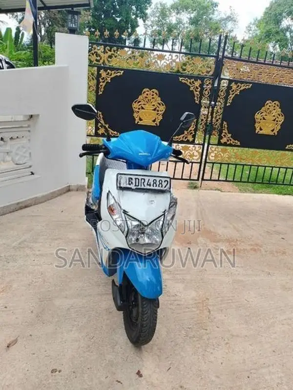 Honda Dio 2018