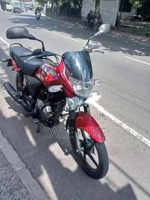 Bajaj Platina 100 2012