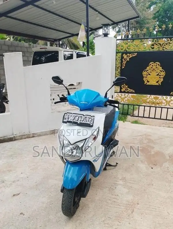 Honda Dio 2018