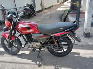 Bajaj Platina 100 2012
