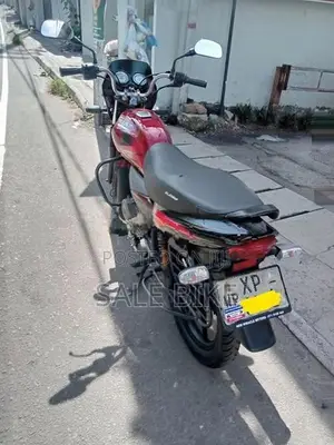 Bajaj Platina 100 2012