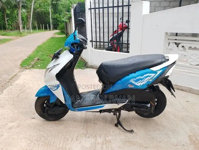 Honda Dio 2018