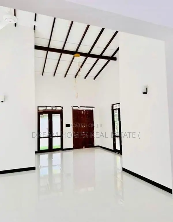 Athurugiriya Brand New Single-Storey Home in a Serene Location