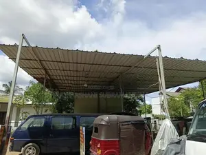 Vehicle Hut