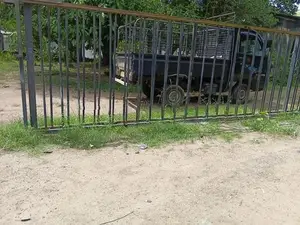 Vehicle Hut