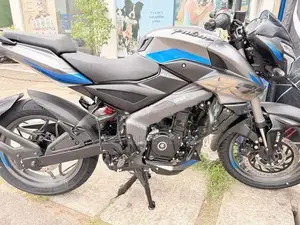 Bajaj Pulsar NS200 Efi BSVi 2026
