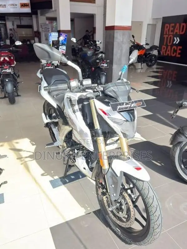 Bajaj Pulsar N160 Premium 2026