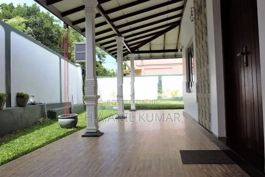 House with A Land for Sale - Ja Ela