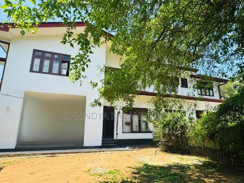 House for Sale in Boralesgamuwa