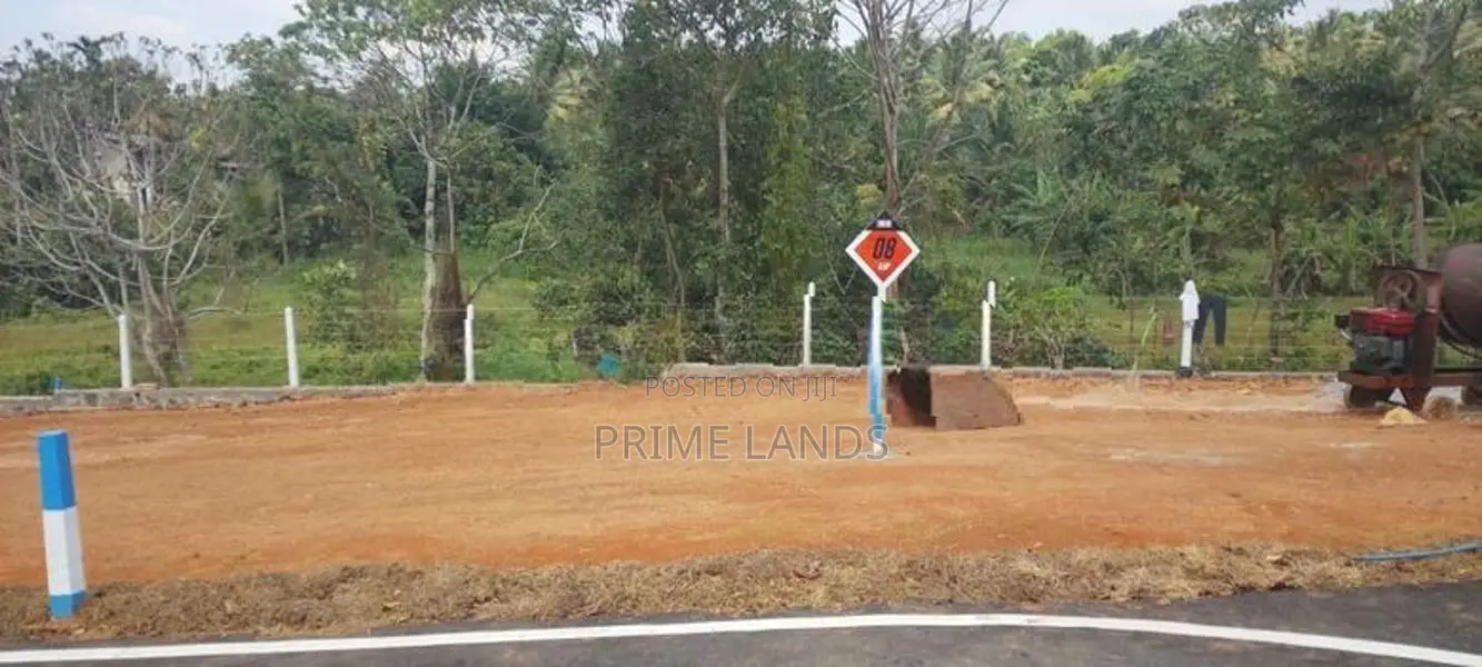 පිලියන්දල නගර සීමාවෙන් වටිනා ඉඩම්
