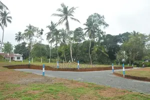 මොරටුව නගර සීමාවෙන් වටිනා ඉඩමක්