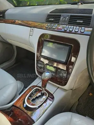 Mercedes Benz S320 2000