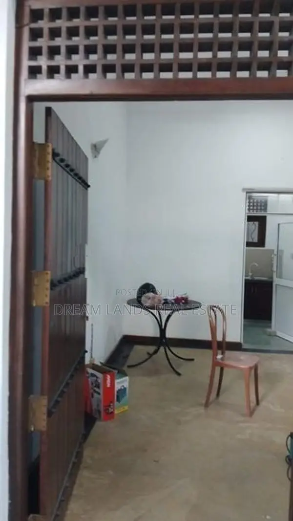 Upstair unit for rent kasbawa piliyandala