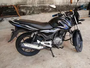 Bajaj Discover 2015