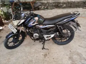 Bajaj Discover 2015