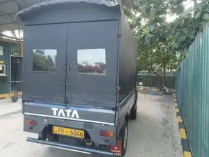 Tata Dimo Lokka 2013