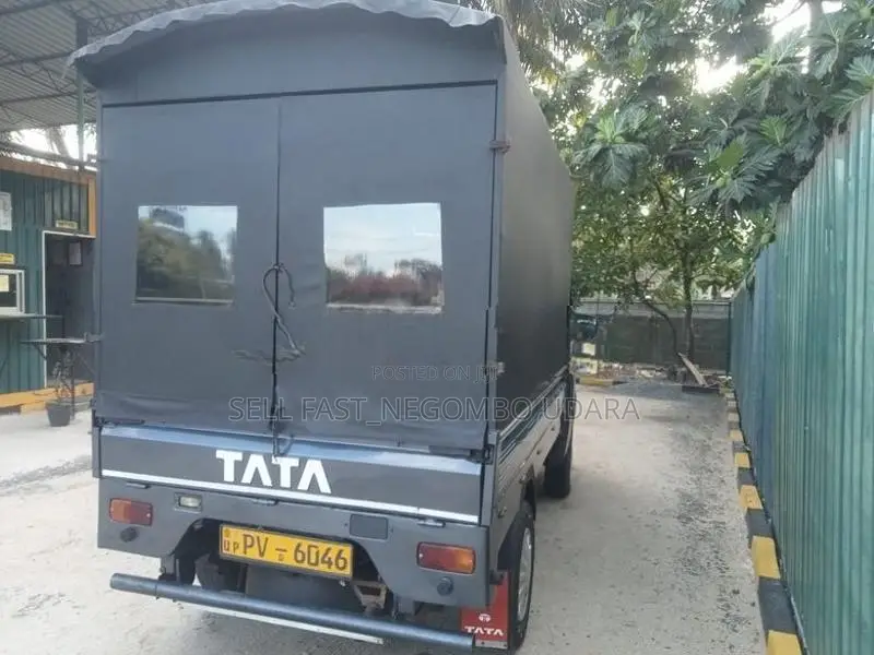 Tata Dimo Lokka 2013