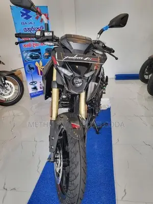 Bajaj Pulsar N160 Premium 2026