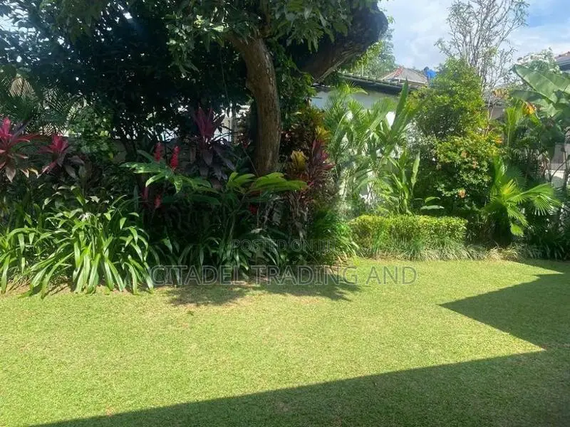 Two Storey House for Sale in Colombo 7 - CH1590