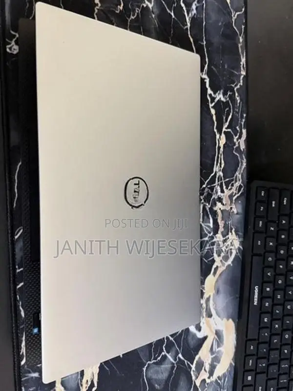 Dell XPS 13 Laptop
