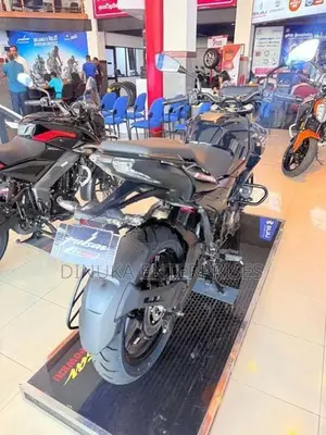 Bajaj Pulsar N160 Premium 2026
